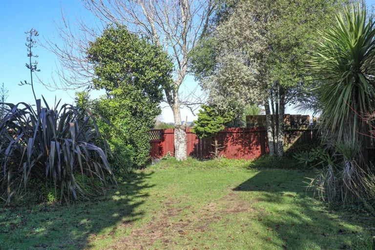 Photo of property in 76 Great South Road, Huntly, 3700