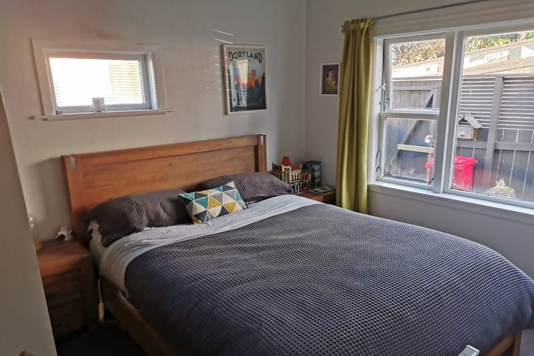 Photo of property in 137 Wallace Street, Mount Cook, Wellington, 6021