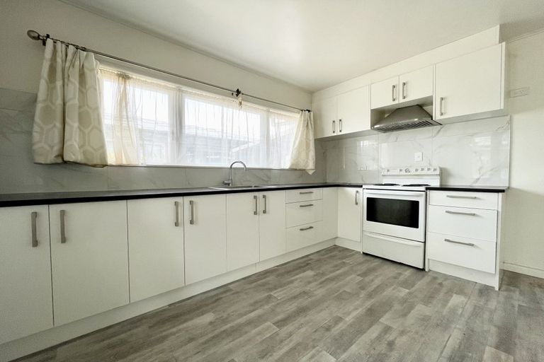 Photo of property in 37a Cleek Road, Mangere East, Auckland, 2024