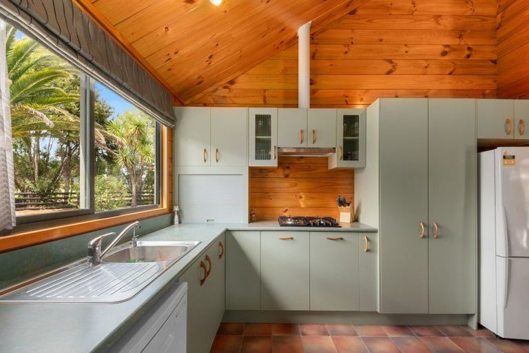 Photo of property in 70 Whau Valley Road, Whau Valley, Whangarei, 0112