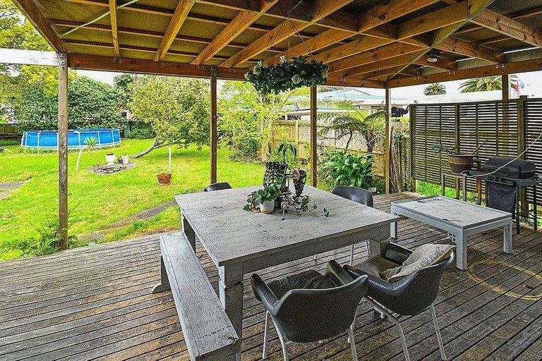 Photo of property in 6 Viola Avenue, Mangere East, Auckland, 2024
