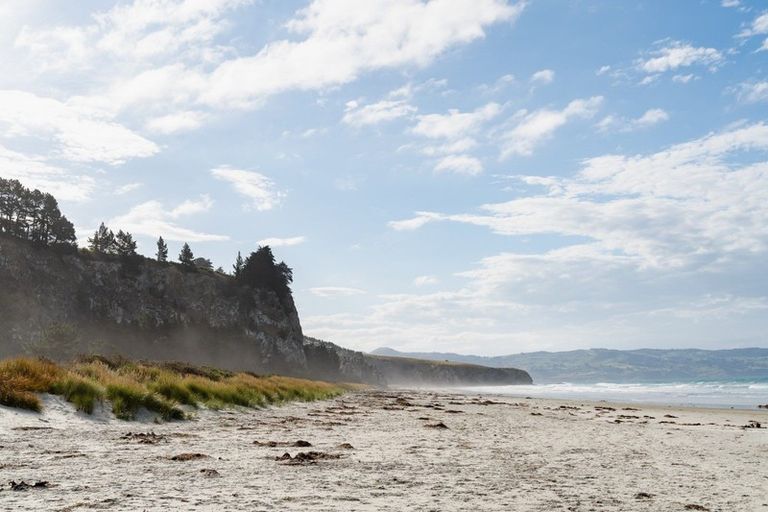 Photo of property in 16 Boundary Street, Purakaunui, Port Chalmers, 9081