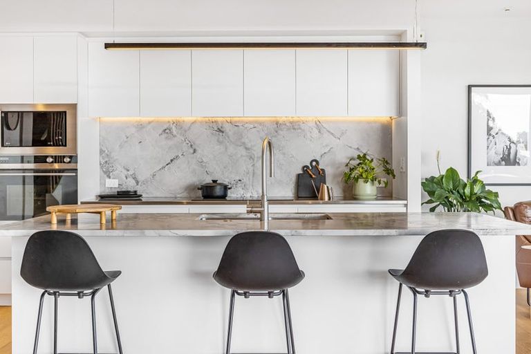 Photo of property in 8 Miran Lane, Red Beach, 0932