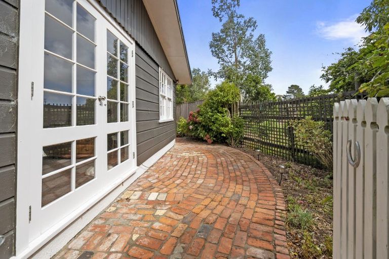 Photo of property in 273 Parewanui Road, Bulls, 4894