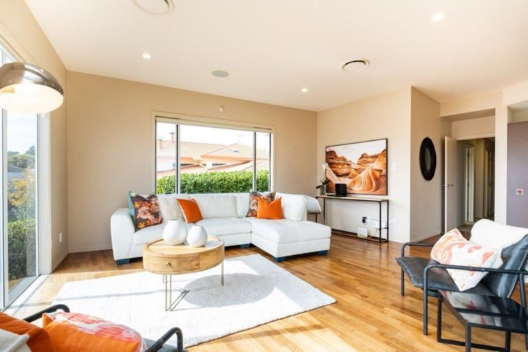 Photo of property in 68 Rochfort Road, Havelock North, 4130