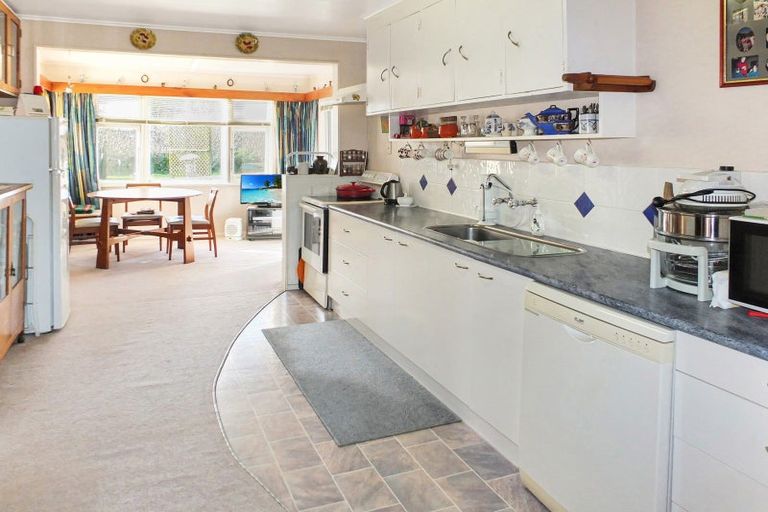 Photo of property in 23 Seabury Avenue, Foxton Beach, Foxton, 4815