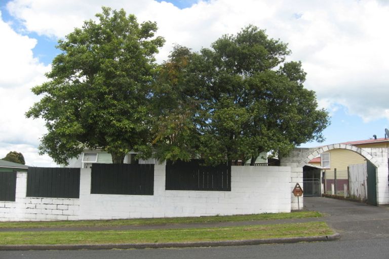 Photo of property in 168 Rowandale Avenue, Manurewa, Auckland, 2102
