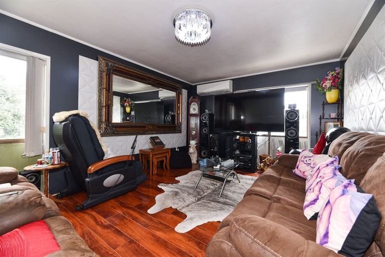 Photo of property in 25 Urlich Drive, Ranui, Auckland, 0612