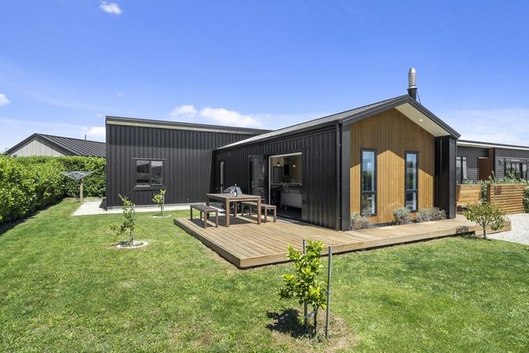 Photo of property in 6 Tuscan Lane, Martinborough, 5711