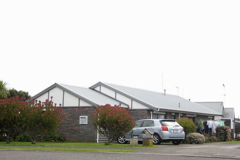 Photo of property in 10a Squire Place, Blagdon, New Plymouth, 4310