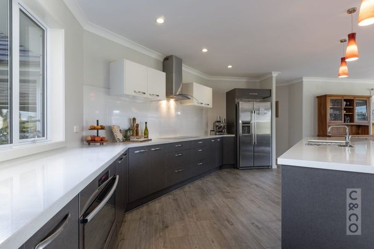 Photo of property in 1242 State Highway 16, Waimauku, 0883