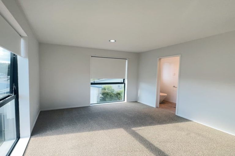 Photo of property in 17/10 Silver Moon Road, Albany Heights, Auckland, 0632