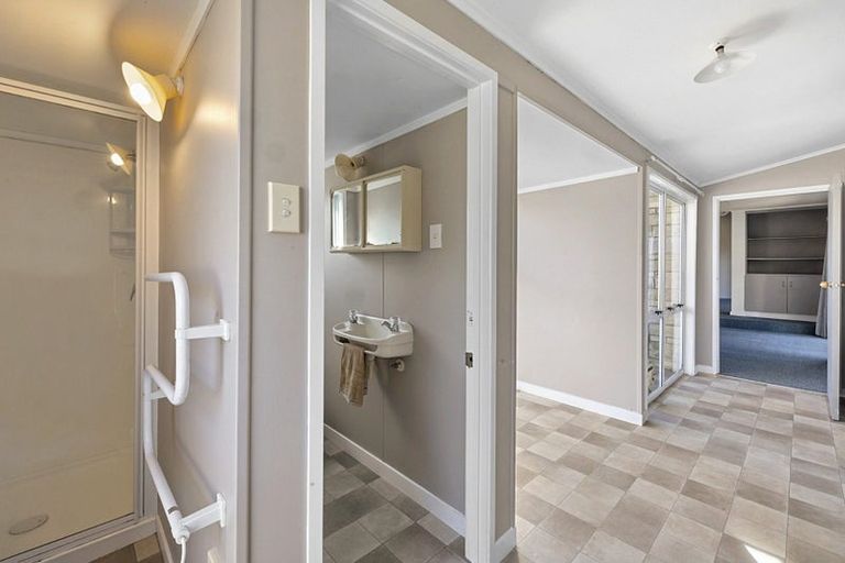 Photo of property in 6 Turi Street, Welbourn, New Plymouth, 4312