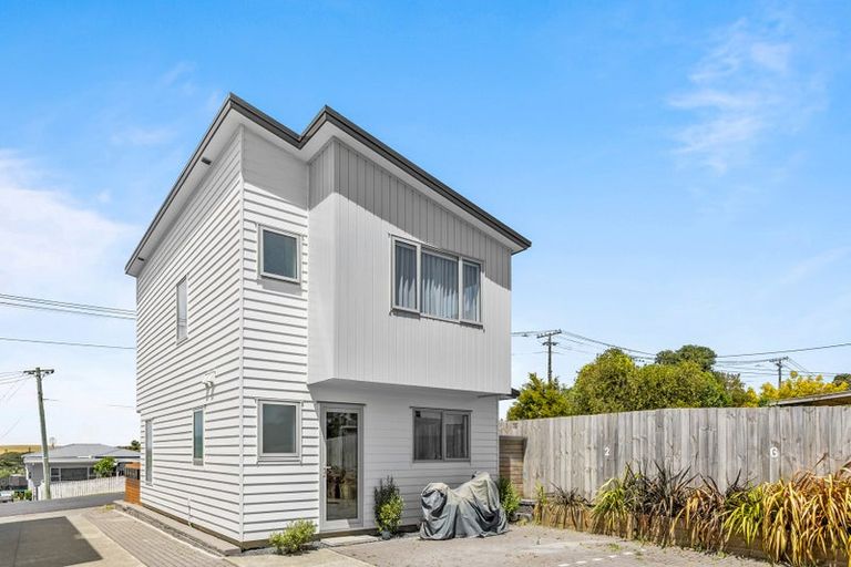 Photo of property in 2/29 Commissariat Road, Mount Wellington, Auckland, 1060