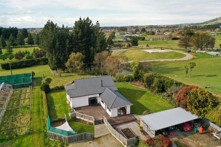 Photo of property in 14 Bakers Road, Waimate, 7978