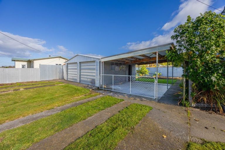 Photo of property in 15 Mitchell Street, Waipukurau, 4200