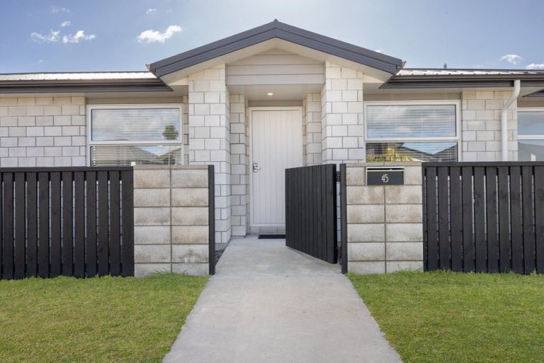 Photo of property in 45 Union Drive, Papamoa, 3118