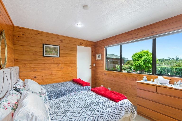 Photo of property in 76 Brick Bay Drive, Sandspit, Warkworth, 0982