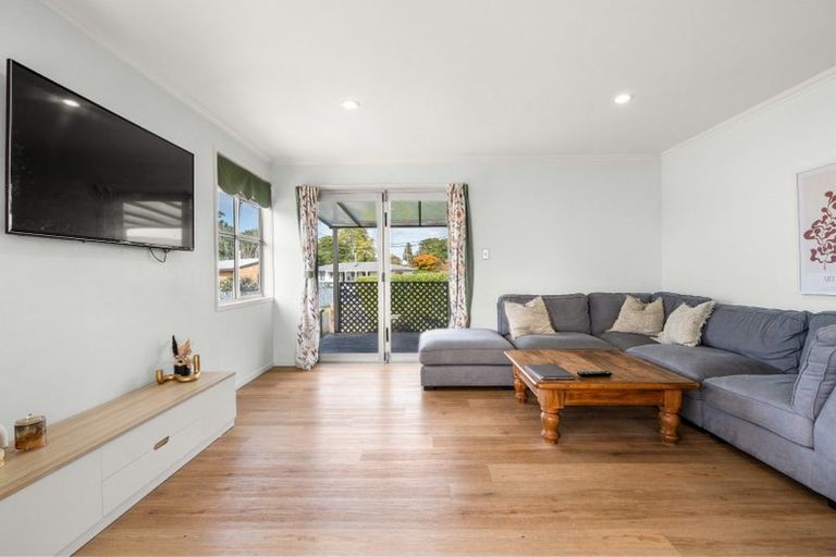 Photo of property in 2 Swift Place, Leamington, Cambridge, 3432