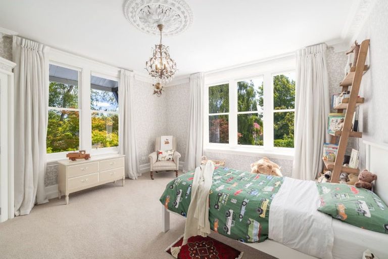 Photo of property in Chilcombe Homestead, 4 Medbury Terrace, Fendalton, Christchurch, 8041