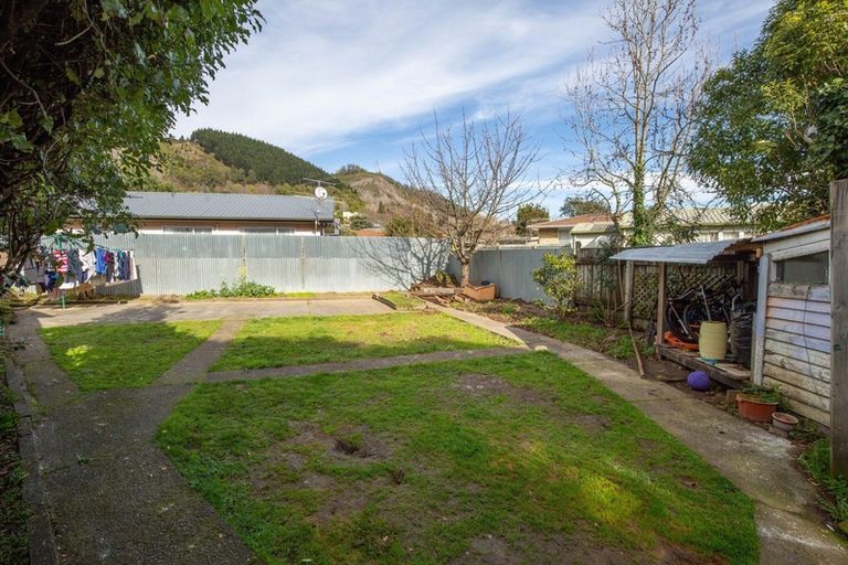 Photo of property in 7 Waimea Road, Nelson South, Nelson, 7010