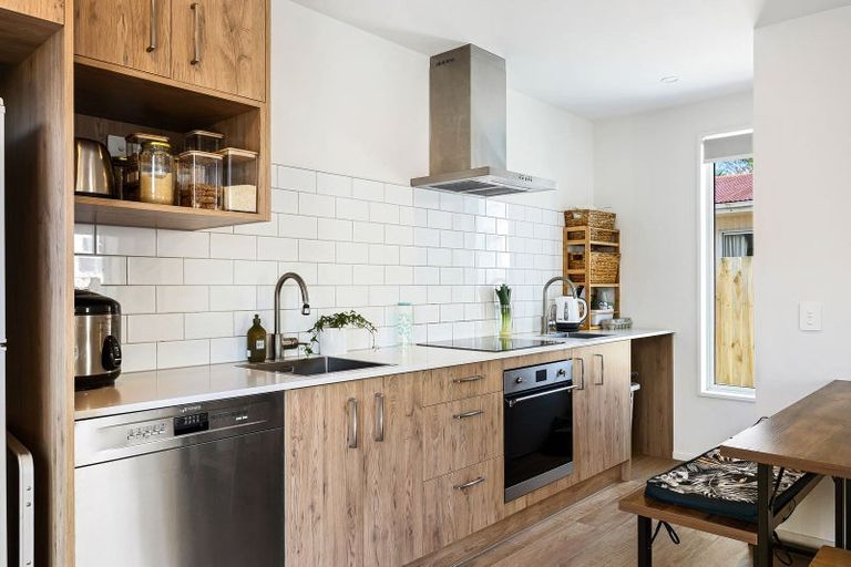 Photo of property in 2/535 Saint Asaph Street, Phillipstown, Christchurch, 8011