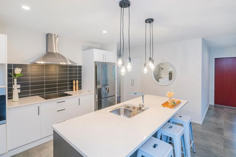 Photo of property in 30 Alf Simpson Drive, Whitianga, 3510