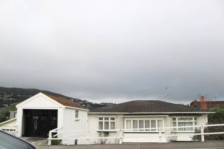 Photo of property in 28 Cooper Street, Karori, Wellington, 6012