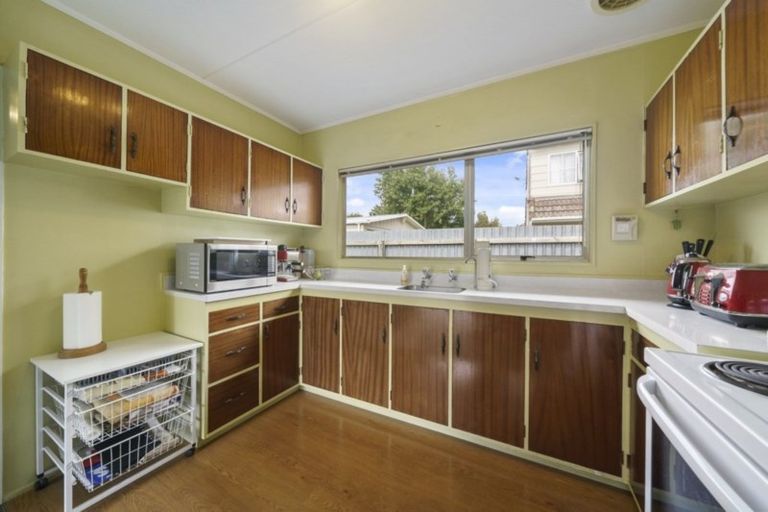 Photo of property in 49a John F Kennedy Drive, Milson, Palmerston North, 4414