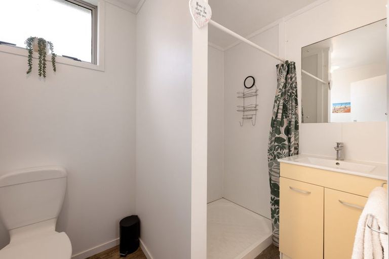 Photo of property in 828b Papamoa Beach Road, Papamoa Beach, Papamoa, 3118