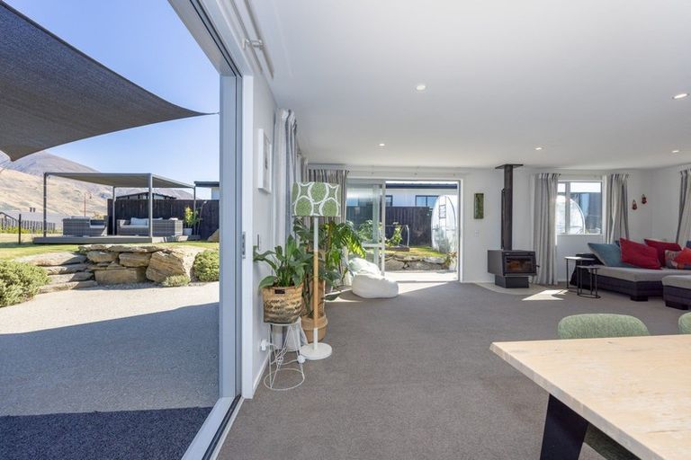 Photo of property in 22 Ruby Ridge, Wanaka, 9305