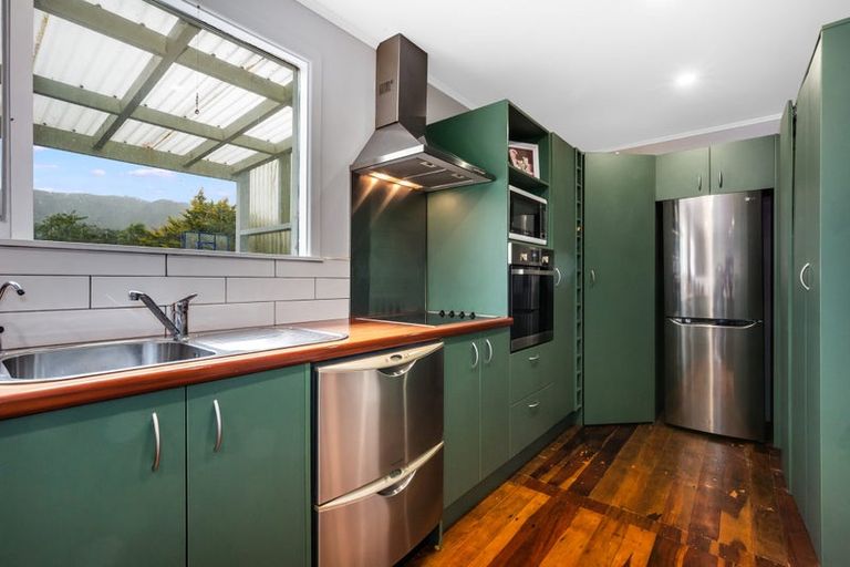 Photo of property in 60 Westminster Road, Wainuiomata, Lower Hutt, 5014