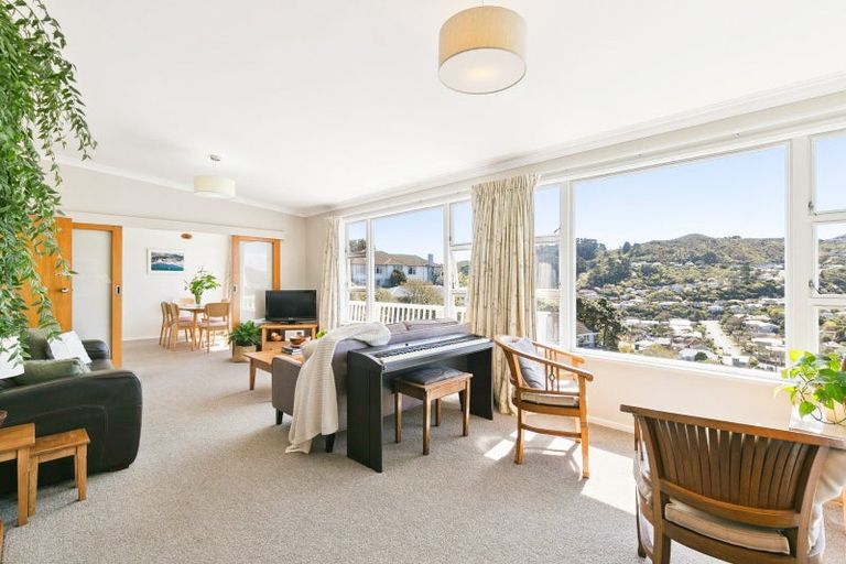 Photo of property in 57 Collier Avenue, Karori, Wellington, 6012