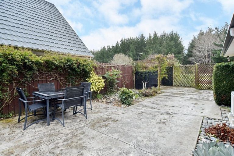 Photo of property in 7 Willoughby Lane, Parklands, Christchurch, 8083