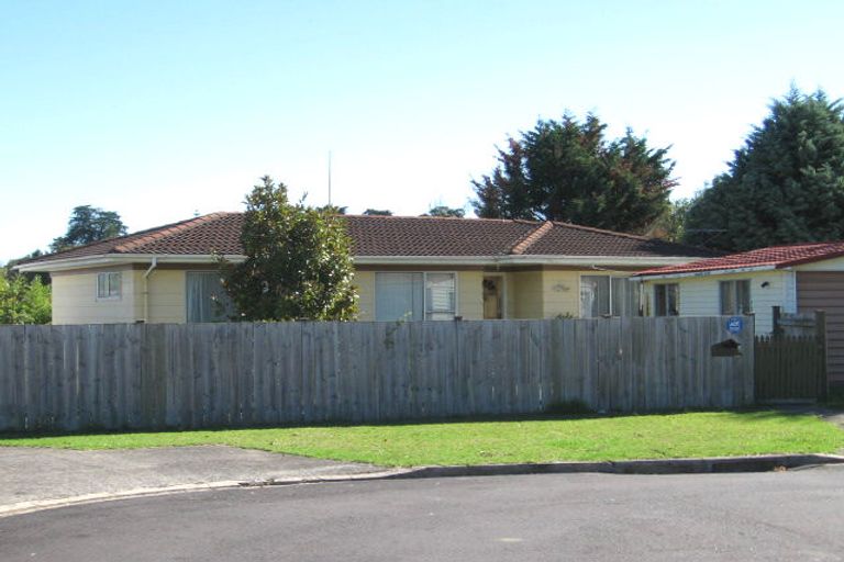 Photo of property in 25 Crosby Road, West Harbour, Auckland, 0618