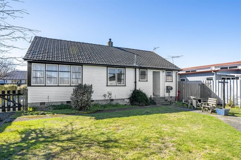 Photo of property in 20 Robertson Street, Elderslea, Upper Hutt, 5018