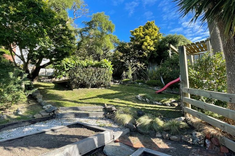 Photo of property in 62 Hackthorne Road, Cashmere, Christchurch, 8022