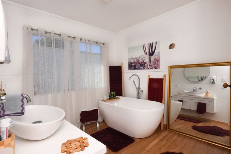 Photo of property in 437 Crozier Street, Pirongia, 3802