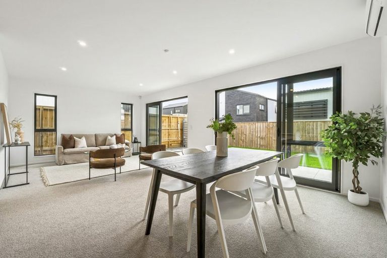 Photo of property in 13 Karamu Street, Flat Bush, 2019