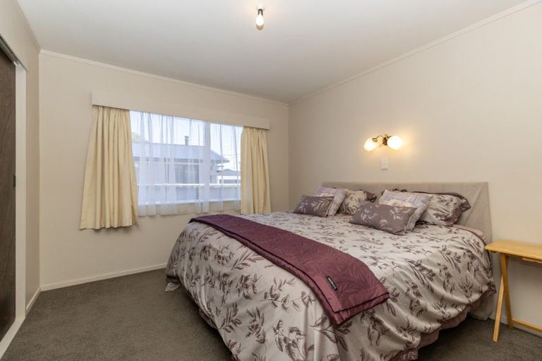 Photo of property in 70a Rimu Street, Waikanae, 5036