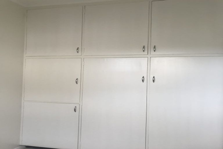 Photo of property in 16 Strathmore Avenue, Strathmore Park, Wellington, 6022