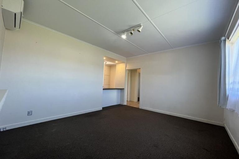 Photo of property in 16 Norana Avenue, Favona, Auckland, 2024