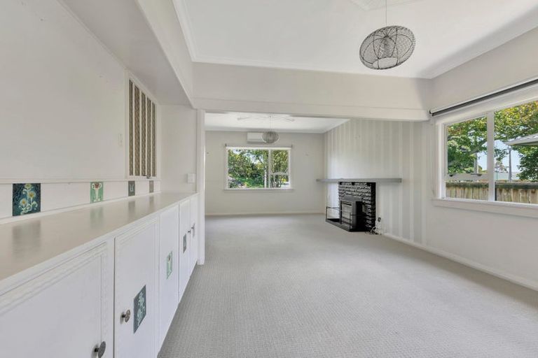 Photo of property in 9 Hursthouse Street, Vogeltown, New Plymouth, 4310