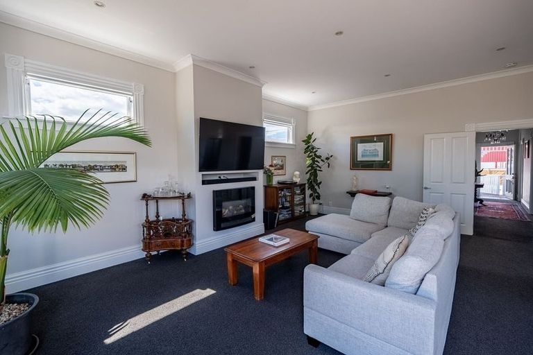 Photo of property in 2 Adelaide Street, Petone, Lower Hutt, 5012