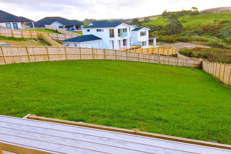 Photo of property in 50 Harvest Avenue, Orewa, 0931