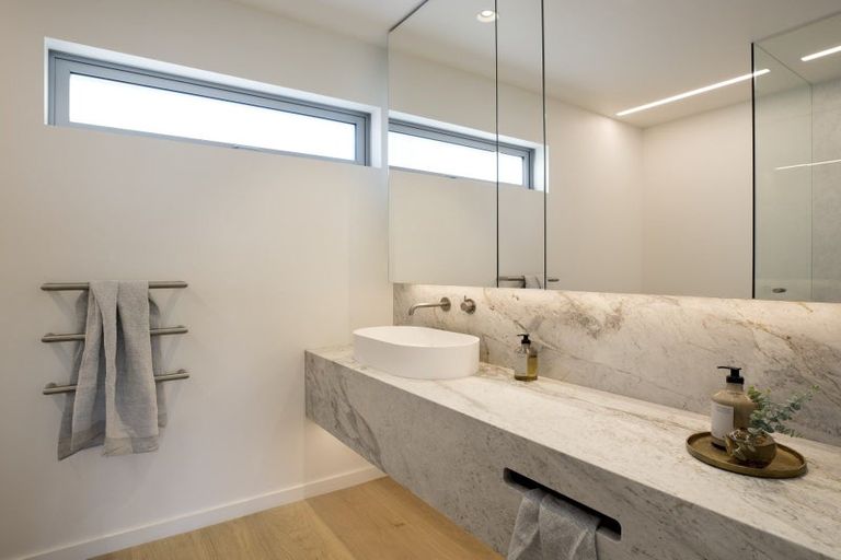 Photo of property in 7 Surf Road, Mount Maunganui, 3116