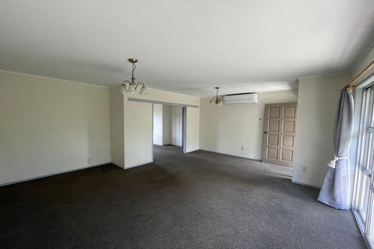 Photo of property in 2/8 Parera Place, Papatoetoe, Auckland, 2025