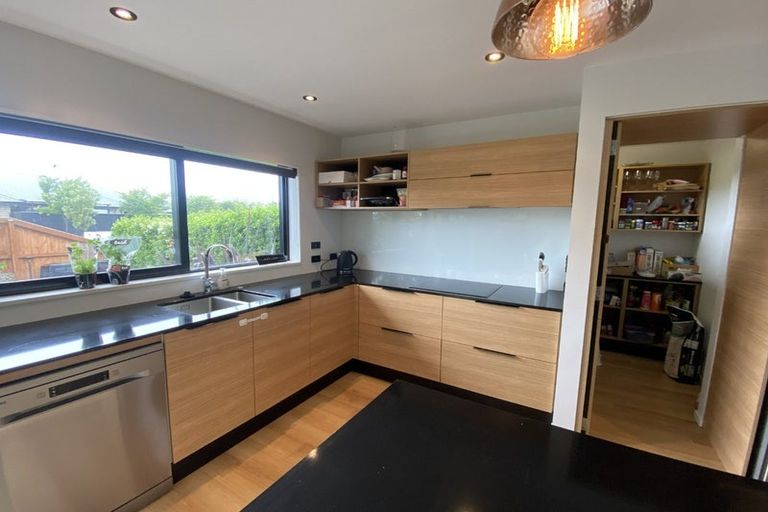 Photo of property in 2 Kruger Road, Halswell, Christchurch, 8025