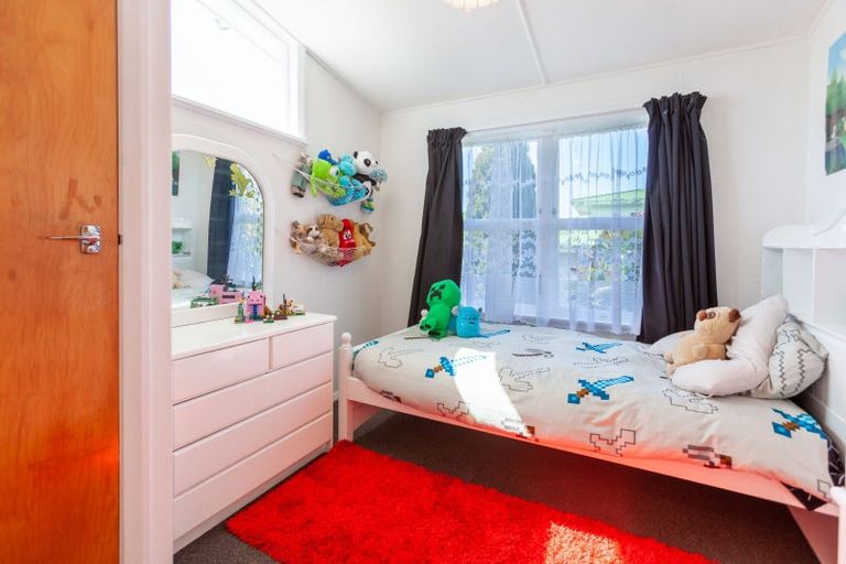 Photo of property in 9 Veronica Avenue, Marewa, Napier, 4110