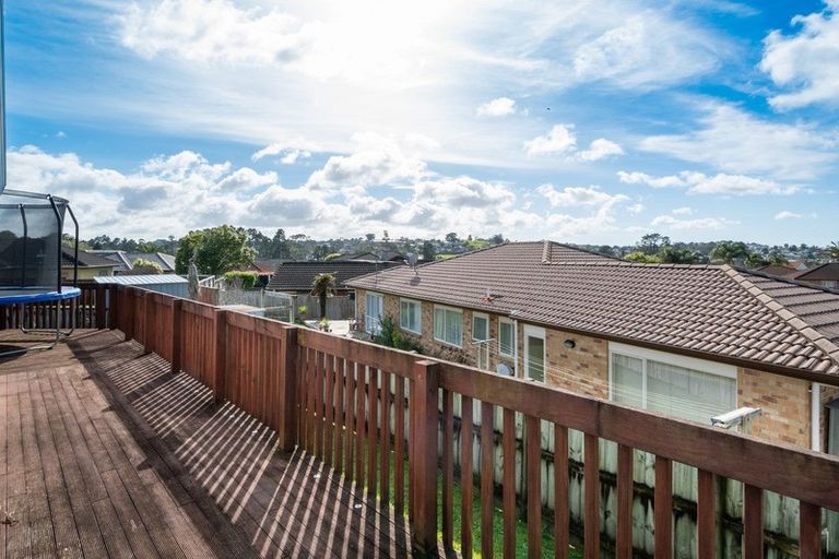 Photo of property in 47 Ruze Vida Drive, Massey, Auckland, 0614